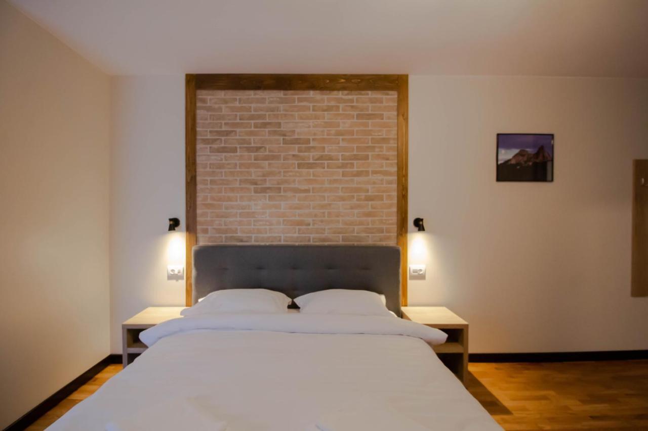 Hotel Berghaus Bucovina Câmpulung Moldovenesc Esterno foto