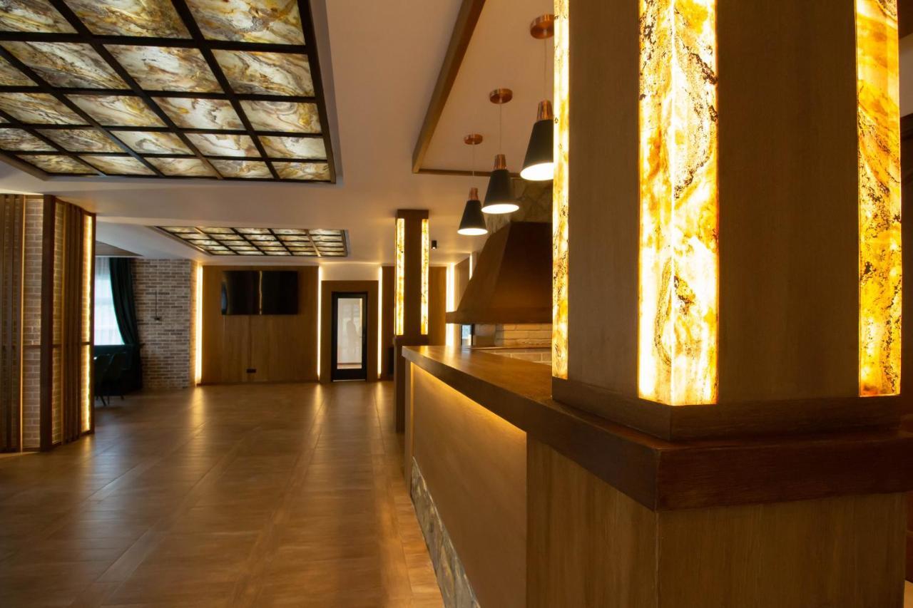 Hotel Berghaus Bucovina Câmpulung Moldovenesc Esterno foto